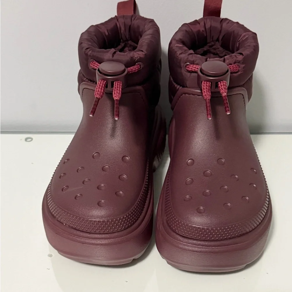 CROCS Women's Burgundy Winter Boots